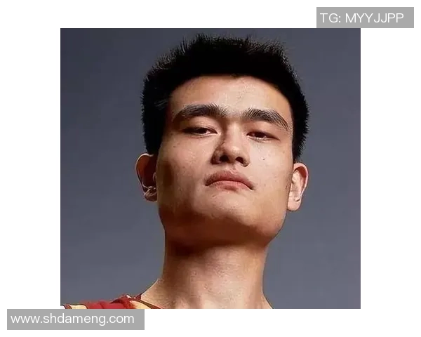 姚明艺术签名的独特魅力与篮球文化的深度融合探讨 姚明艺术签名的独特魅力与篮球文化的深度融合探讨