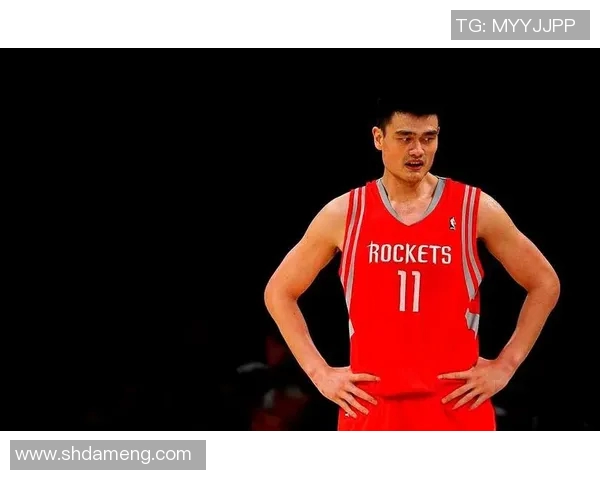 姚明传奇球员生涯回顾:从篮球新星到国际巨星的辉煌历程 姚明传奇球员生涯回顾:从篮球新星到国际巨星的辉煌历程