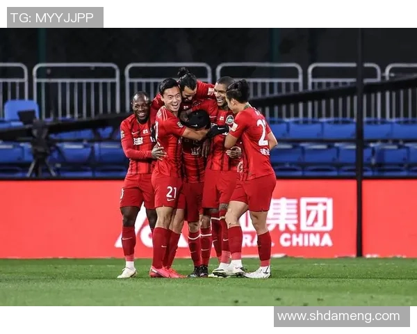 富力与河南建业足球对决精彩回顾与赛后分析