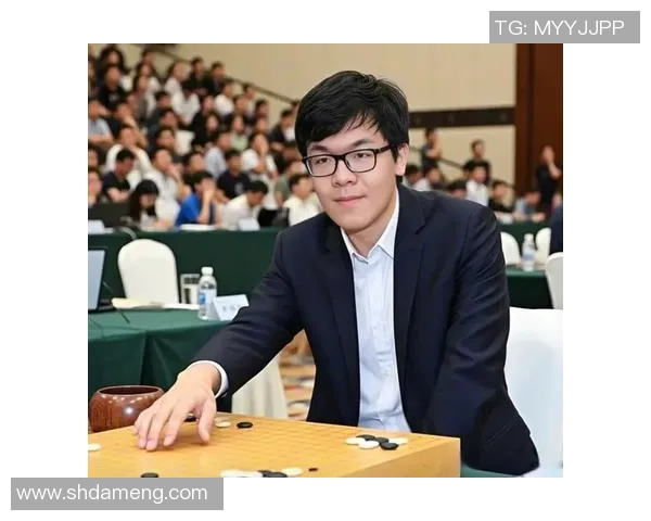 柯洁谈足球明星的魅力与挑战引发围棋与体育的跨界思考 柯洁谈足球明星的魅力与挑战引发围棋与体育的跨界思考